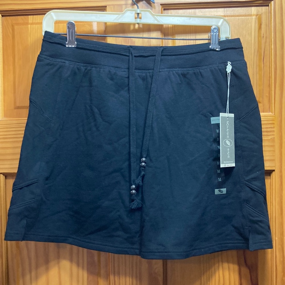 Green tea skort